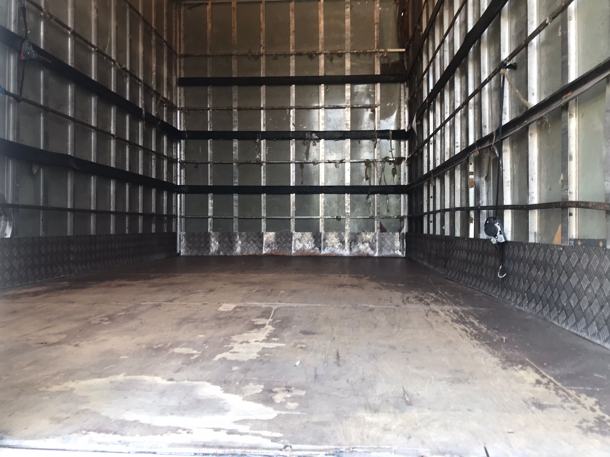 Renault Midlum 220.12 caja cerrada - 2008 - Imagen 12