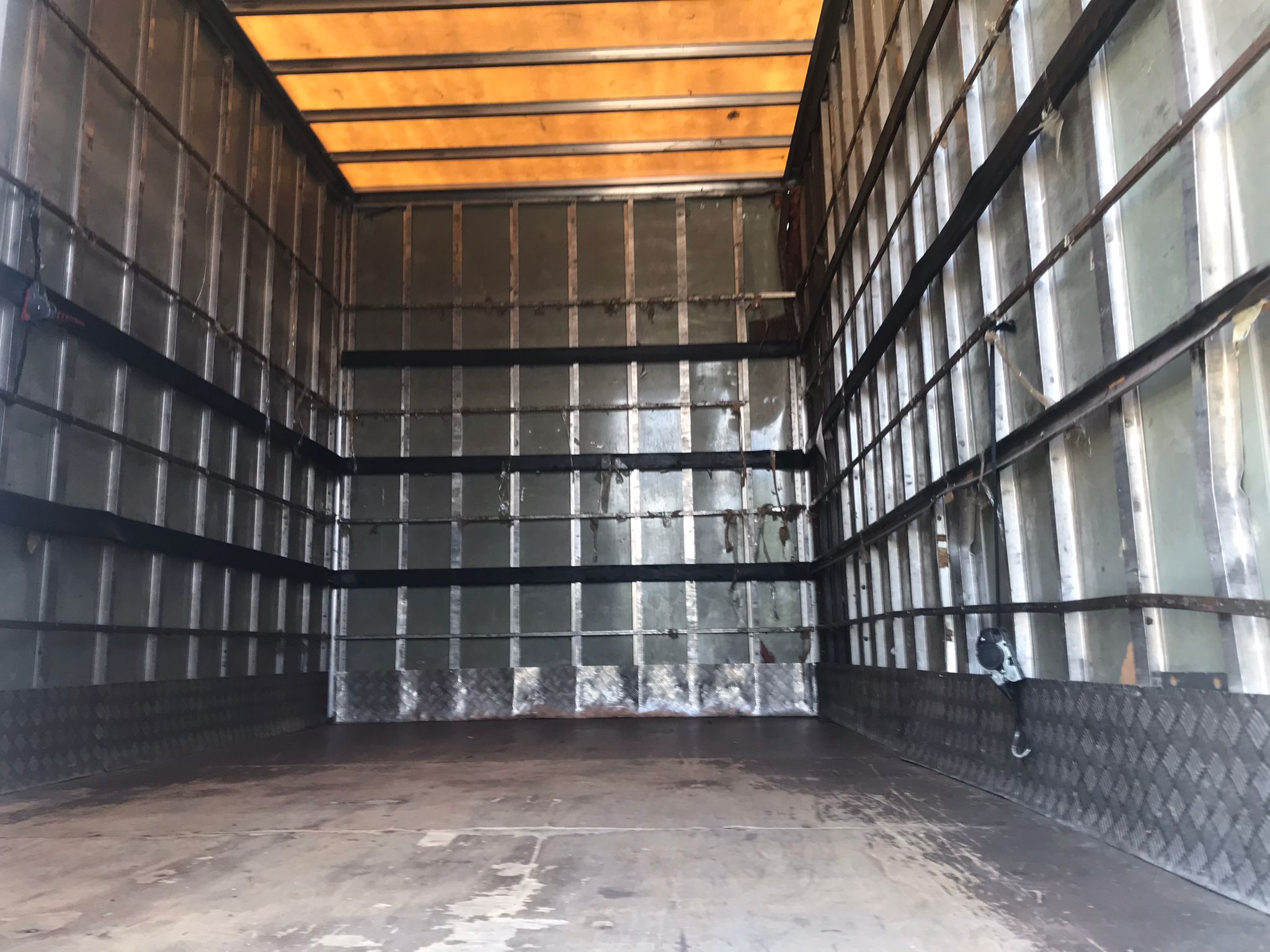 Renault Midlum 220.12 caja cerrada - 2008 - Imagen 13