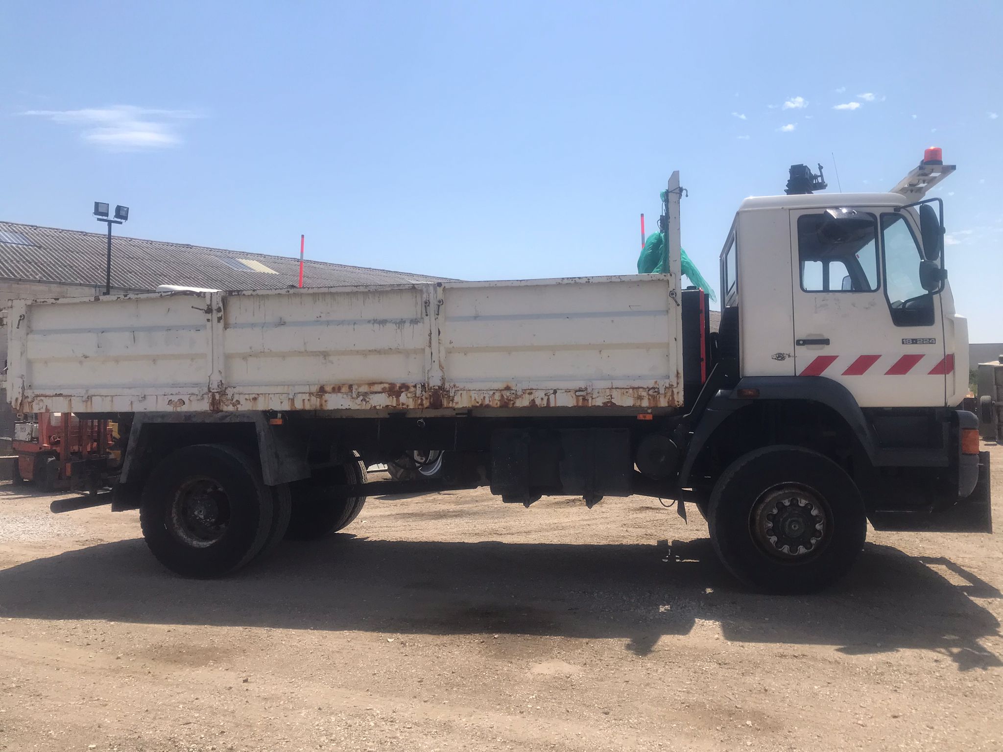 Man 18.284 LAC basculante quitanieves - 2001 - Imagen 10