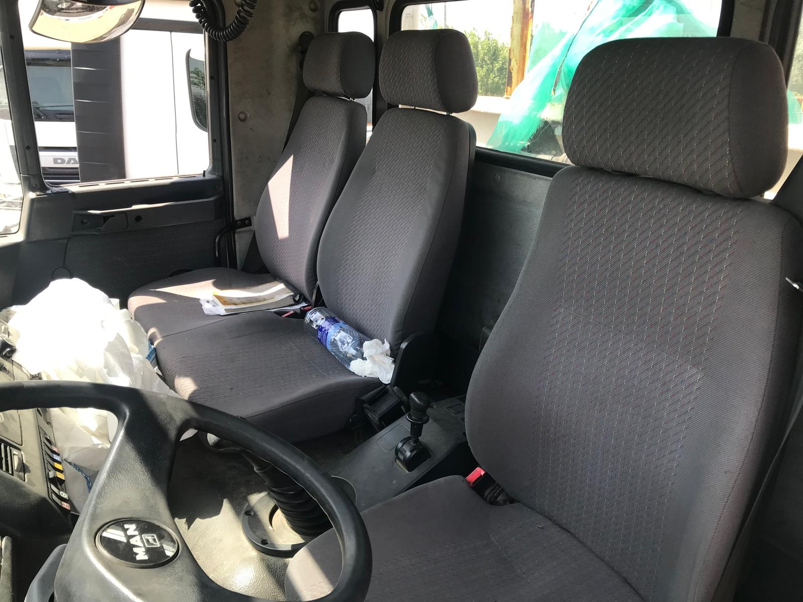 Man 18.284 LAC basculante quitanieves - 2001 - Imagen 13