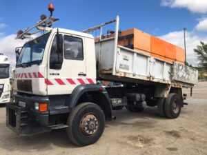 camión MAN 18.284 LAC 4x4 con caja basculante de segunda mano