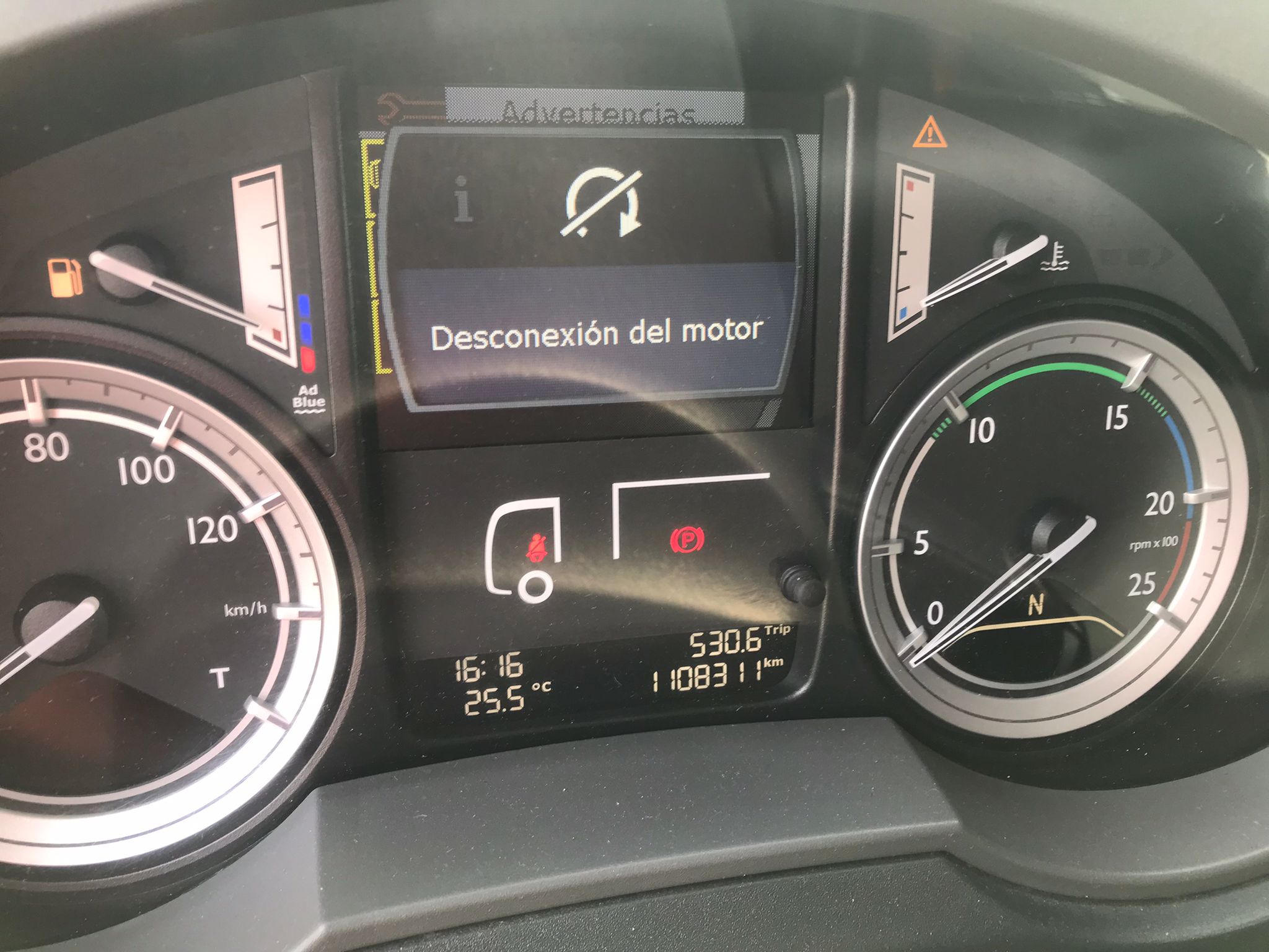 Cuentakilómetros digital 1.108.000 km DAF XF 510 FT
