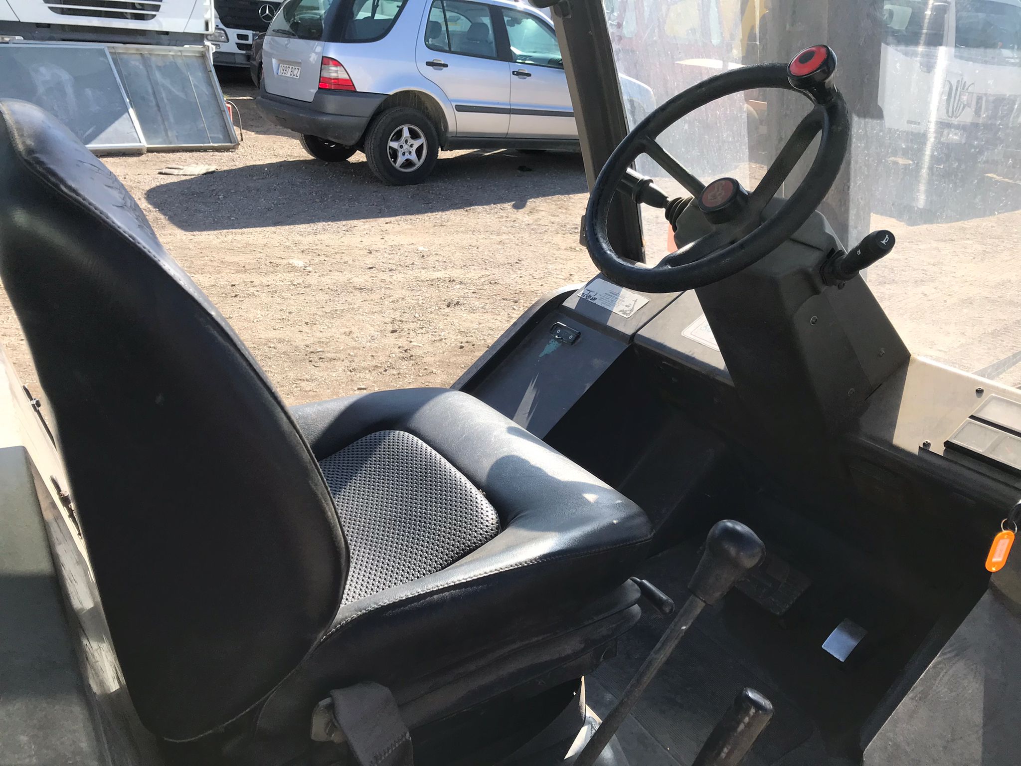 x- VENDIDO - Carretilla elevadora diésel Manitou MSI 30 Año 2002 - Imagen 15