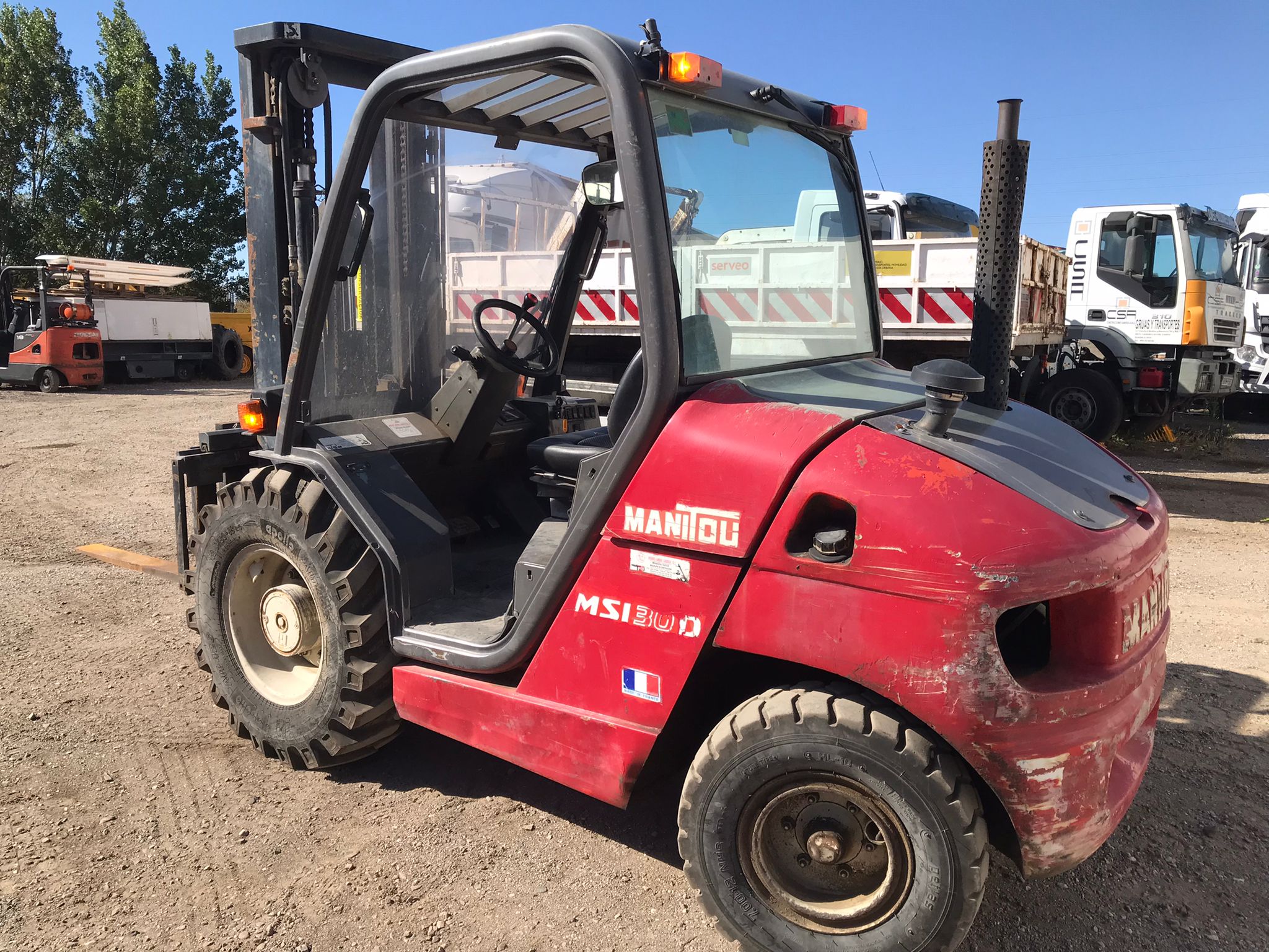 Carretilla elevadora diésel Manitou MSI 30 vista diagonal trasera izquierda