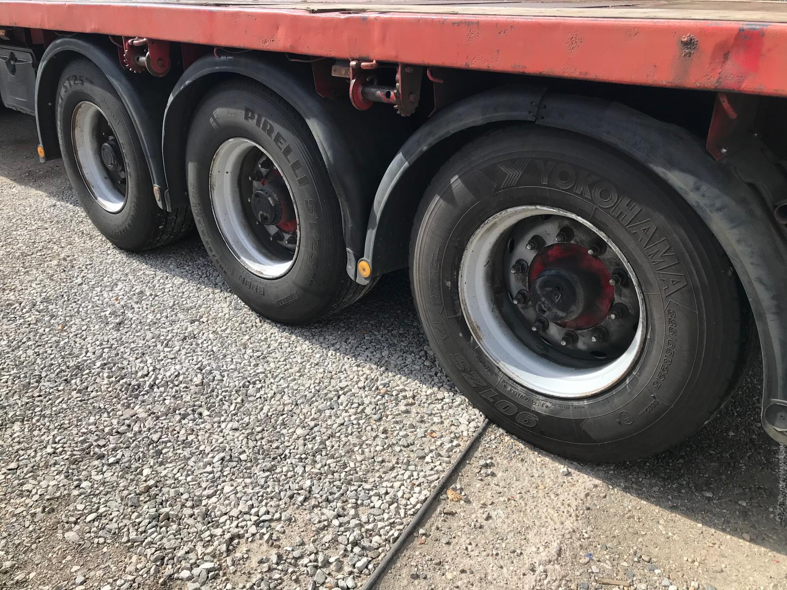 x- VENDIDO - Semirremolque portacontenedores Fruehauf Año 1999 - Imagen 8