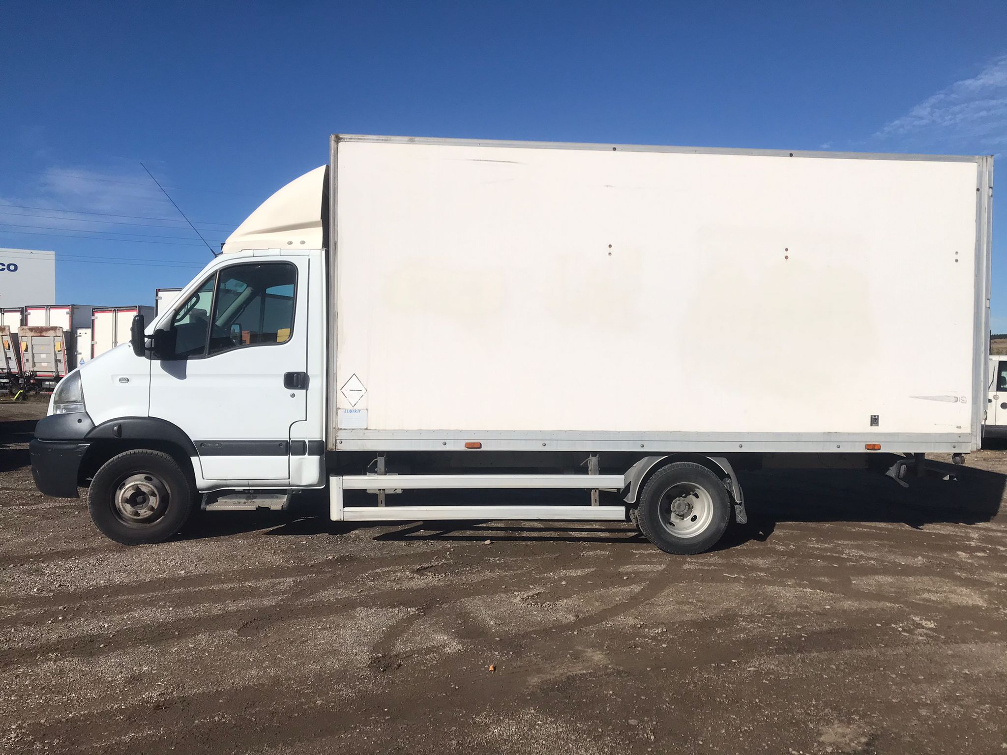 Renault Mascott 160.65 4x2 caja cerrada - 2005 - Imagen 8