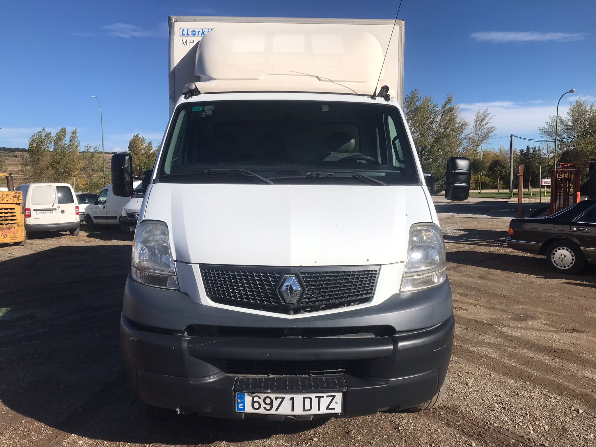 Renault Mascott 160.65 4x2 caja cerrada - 2005 - Imagen 2