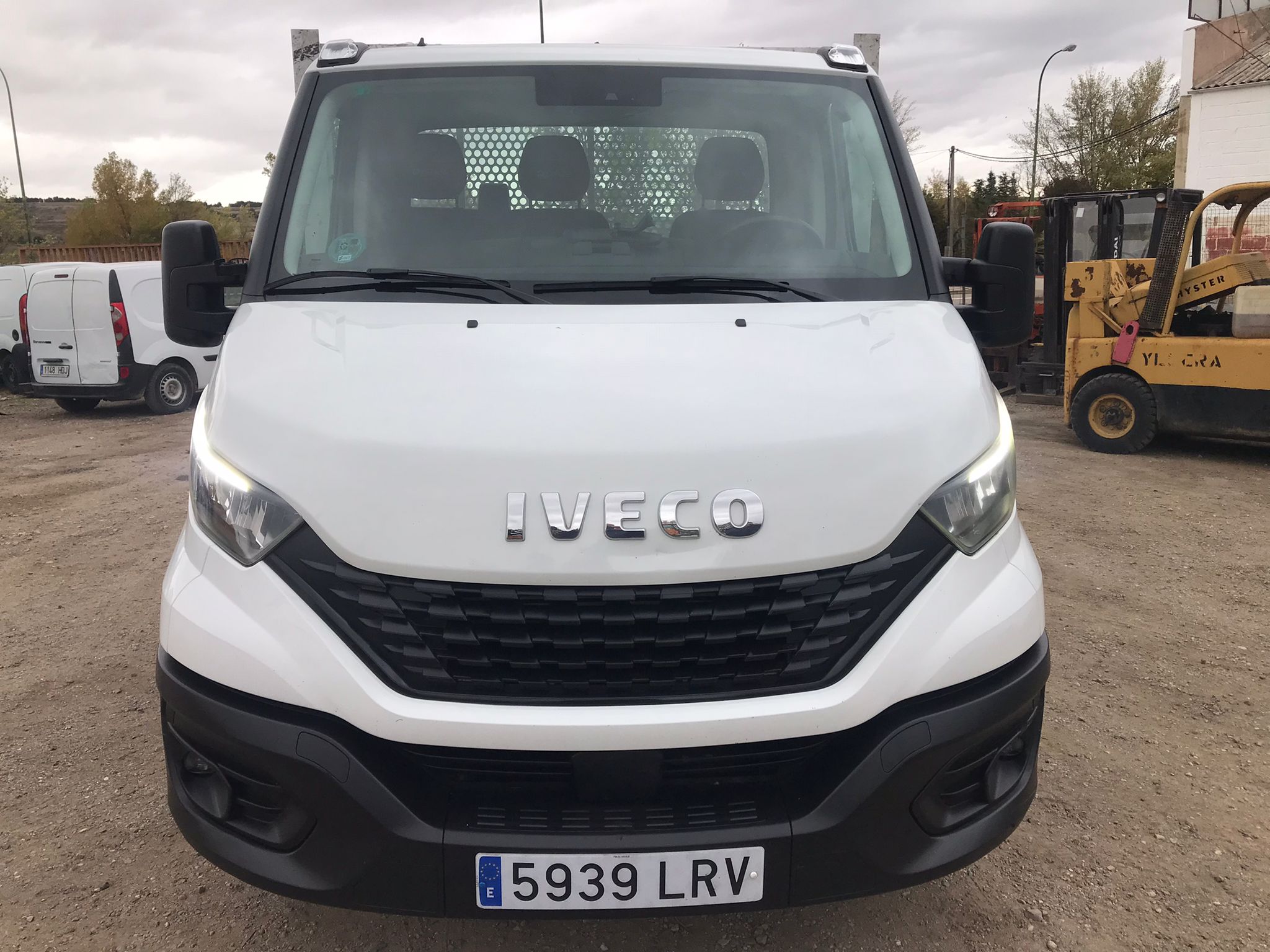 x- VENDIDO - Iveco 35C12 caja abierta - 2021 - Imagen 2