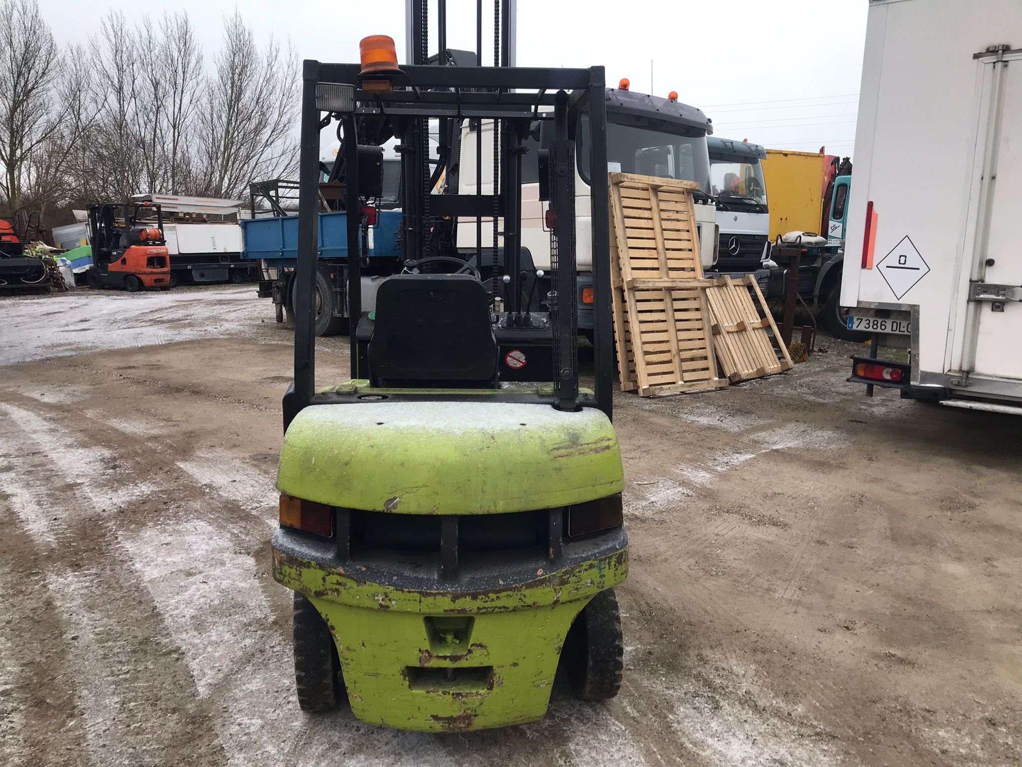 x- VENDIDO - Carretilla elevadora diésel Clark CMP 20SD Año 2000 - Imagen 4