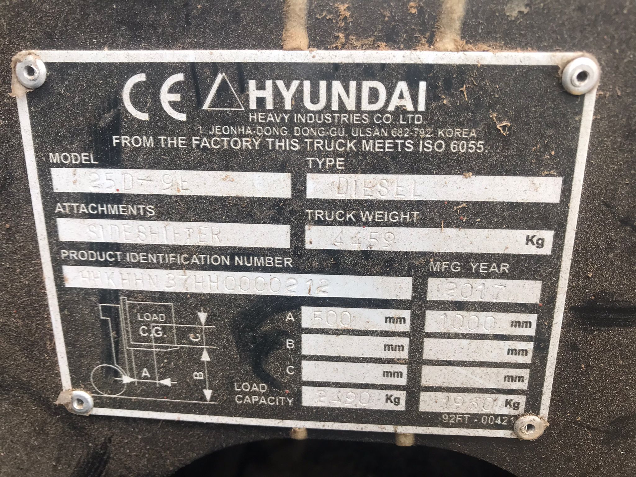 Datos técnicos carretilla elevadora Hyundai 25D-9E