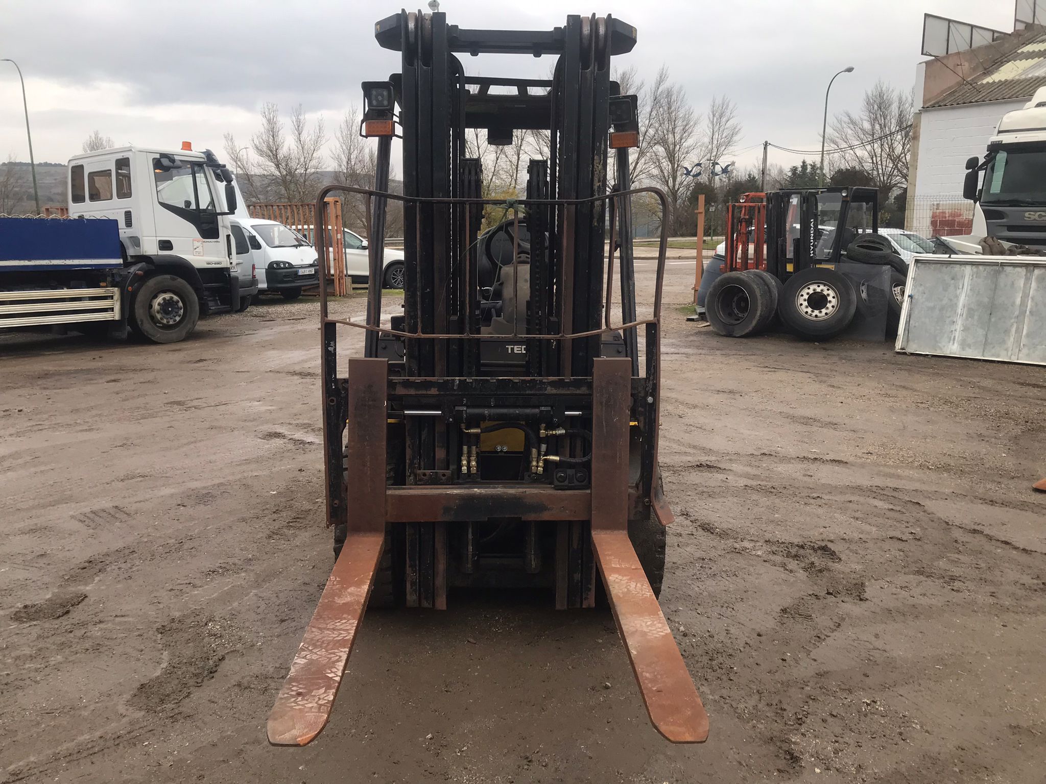 Carretilla elevadora diésel Hyundai 25D-9E Año 2017 - Imagen 3