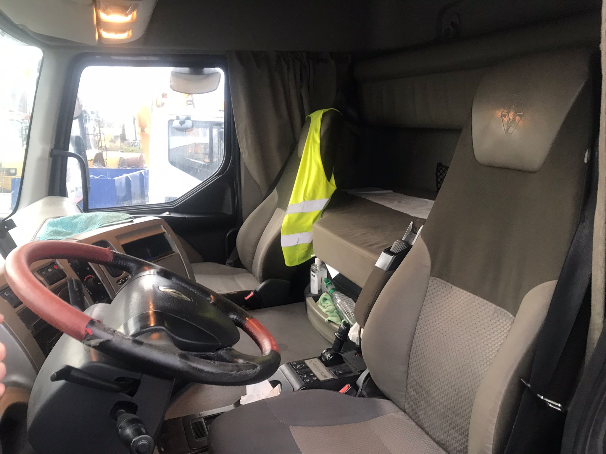 x- VENDIDO - Renault Premium 460.18T- 2011 - Imagen 9