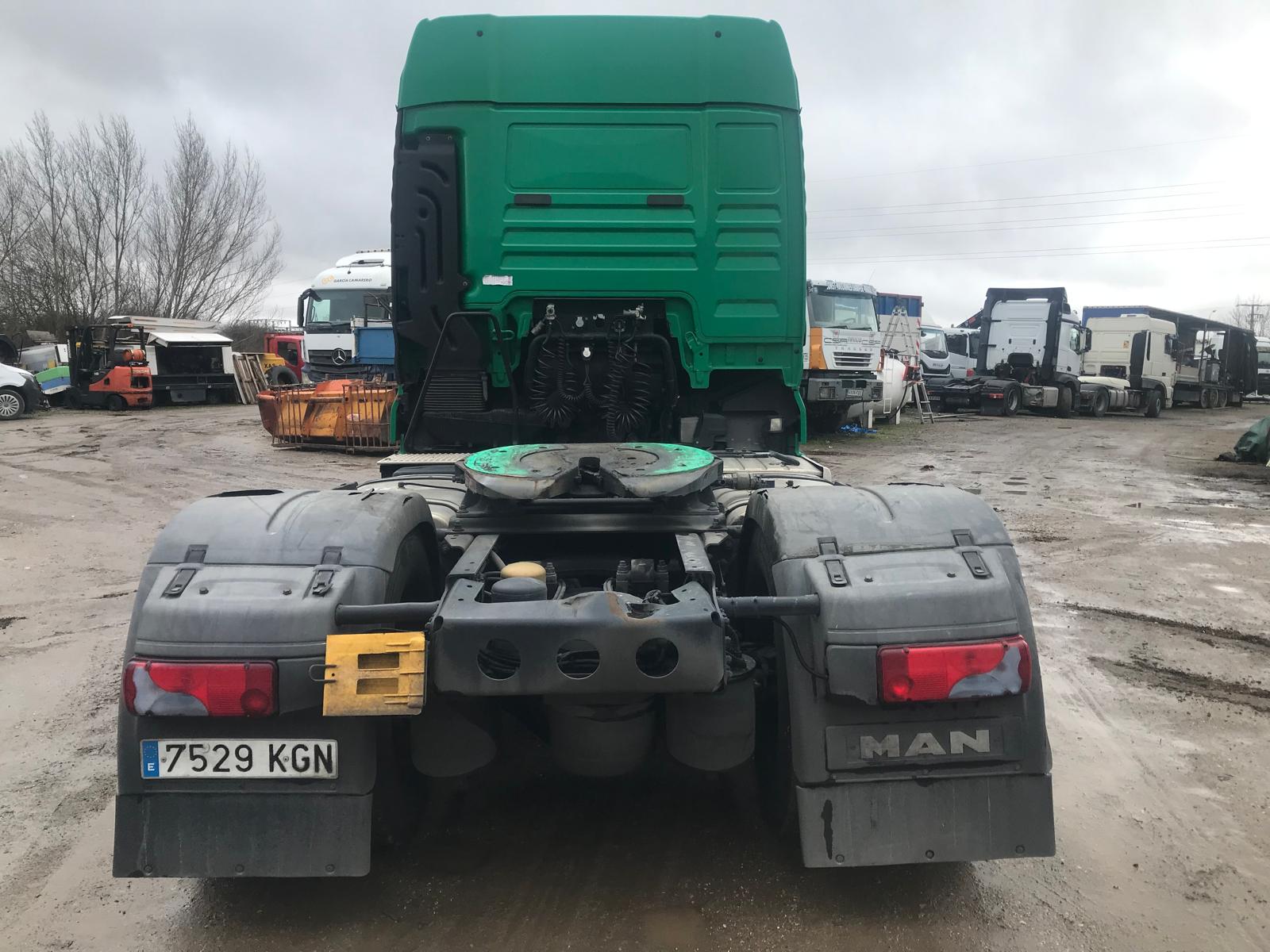Parte trasera cabeza tractora MAN TGX 4x2 ADR