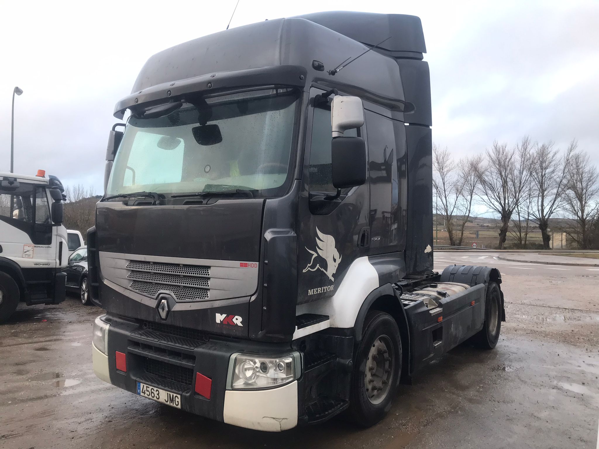 Renault Premium 460 frontal izquierdo