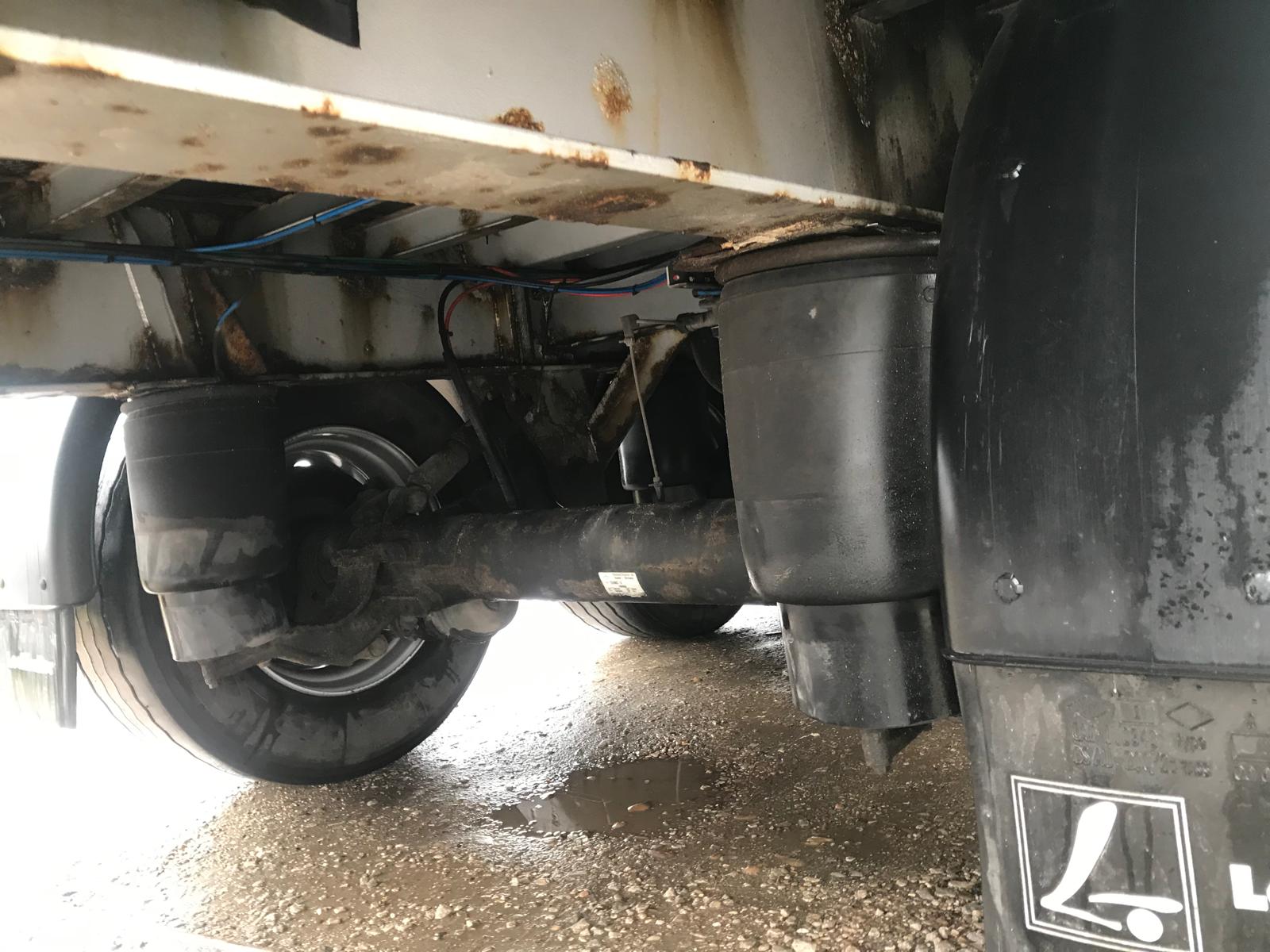 Semirremolque tauliner Lecitrailer Año 2007 - Imagen 12