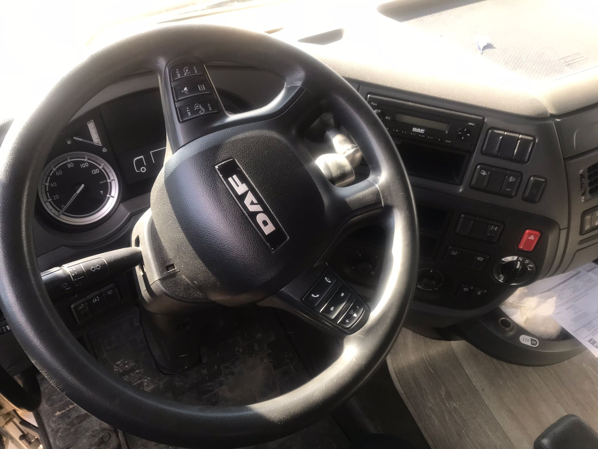 Daf XF 460 FT - 2014 - Imagen 9