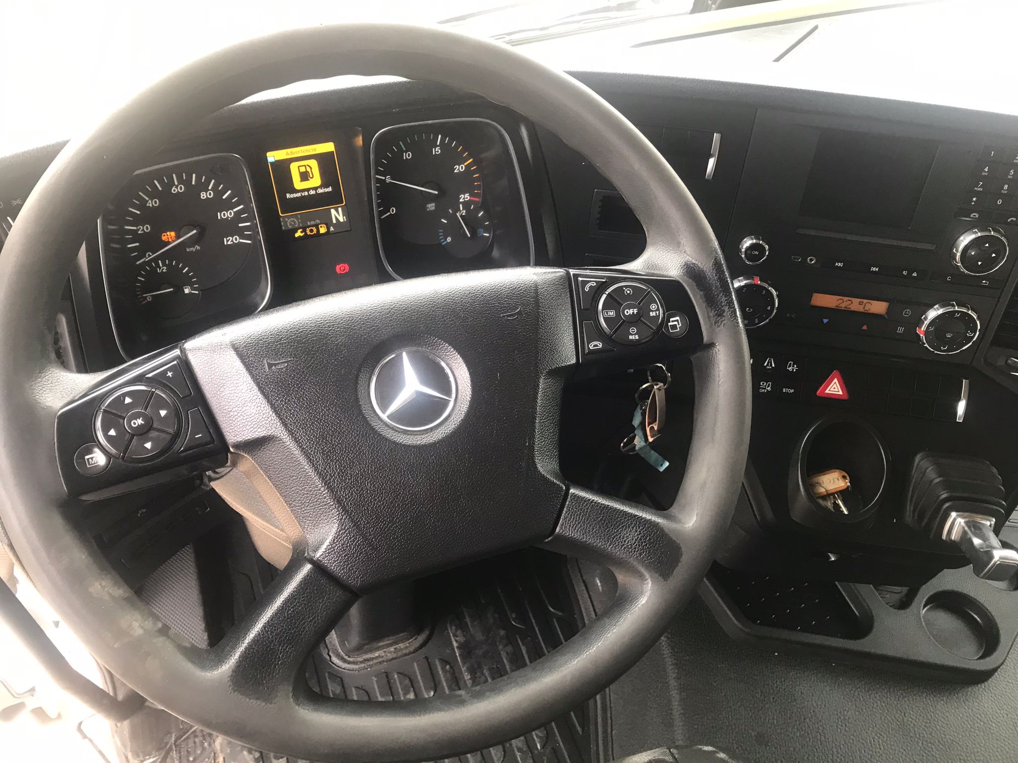 Mercedes-Benz Actros 1845 LS - 2017 - Imagen 11