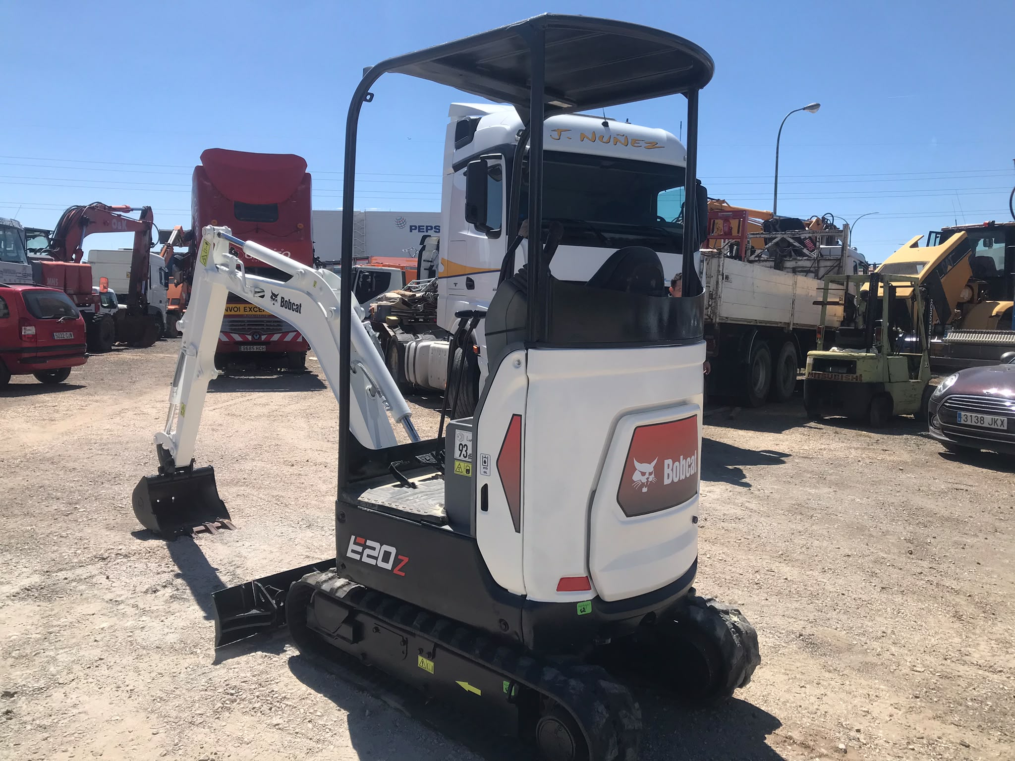 Miniexcavadora Bobcat E20Z - 2020 - Imagen 7