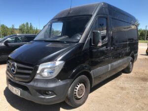 Mercedes-Benz Sprinter furgón frontal izquierdo