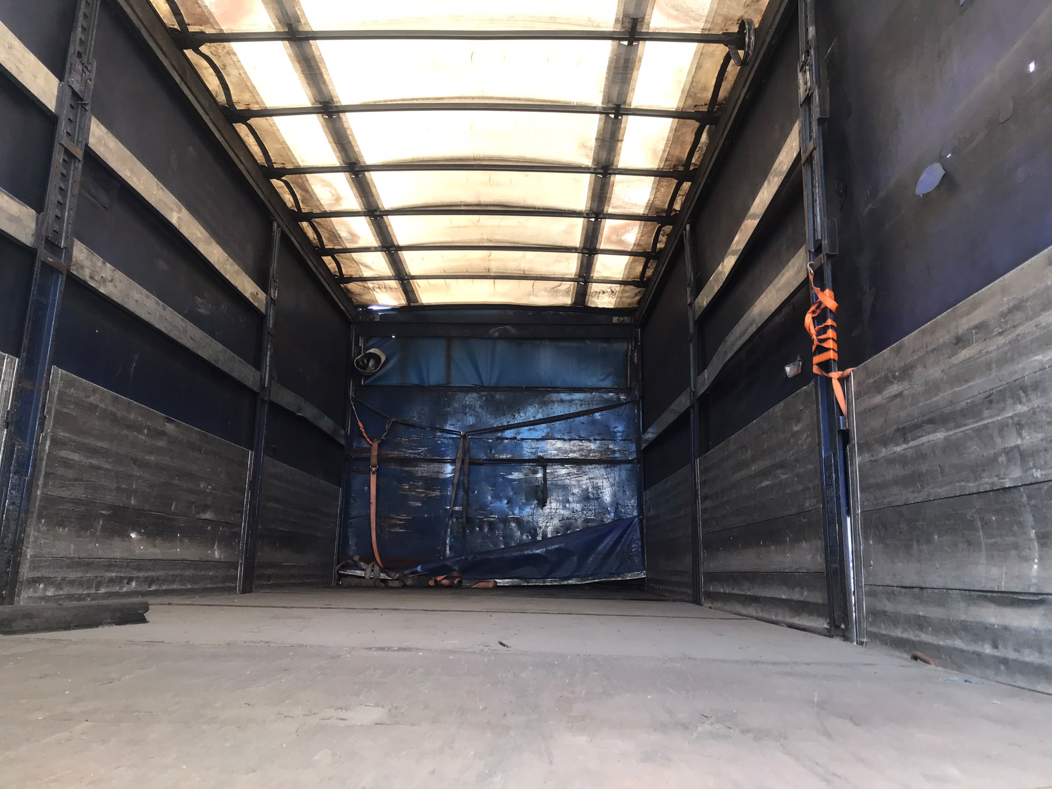 Iveco ML120E24 Eurocargo caja semitauliner - 2003 - Imagen 9