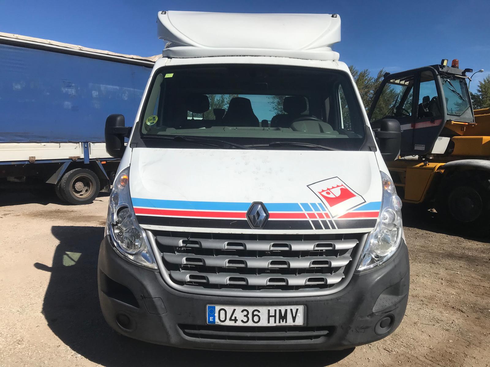 Renault Master 150.35 en chasis - 2012 - Imagen 2