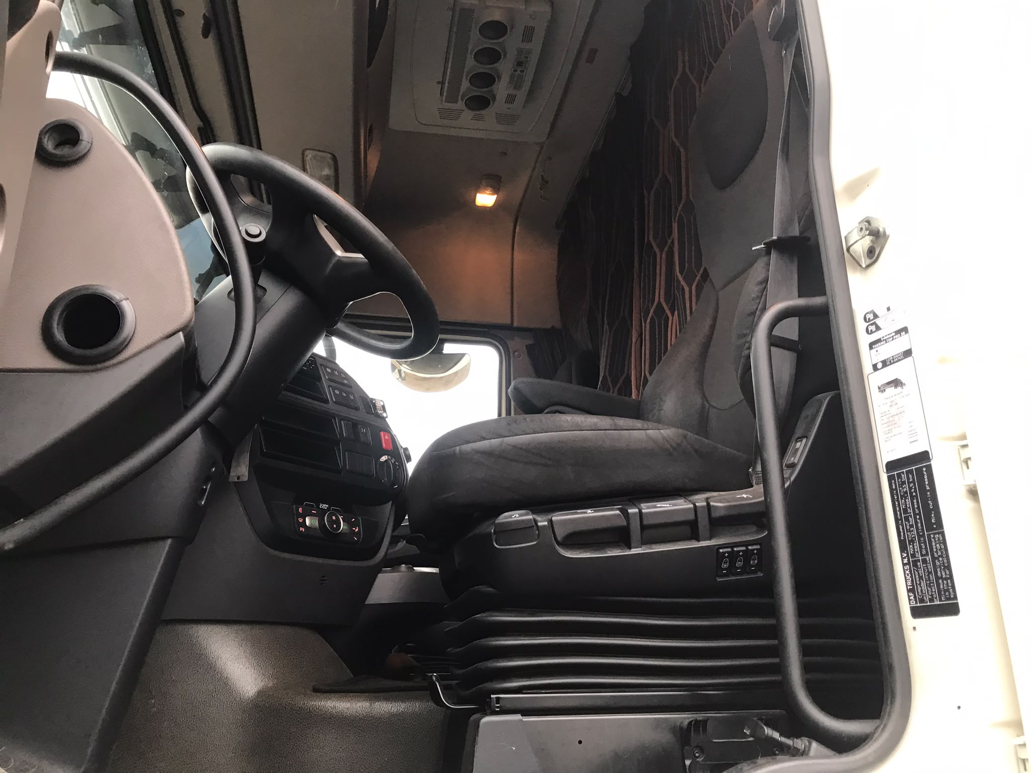 Daf XF 480 FT - 07/2017 2 - Imagen 10