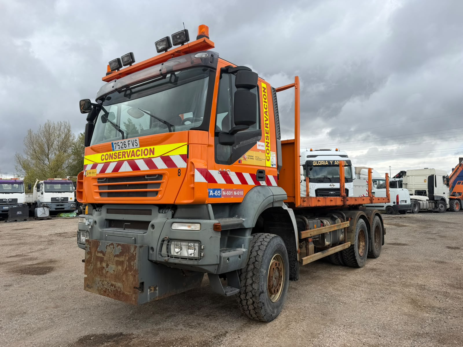 Iveco AD260T41W 6x6 basculante - 2007 - Imagen 2